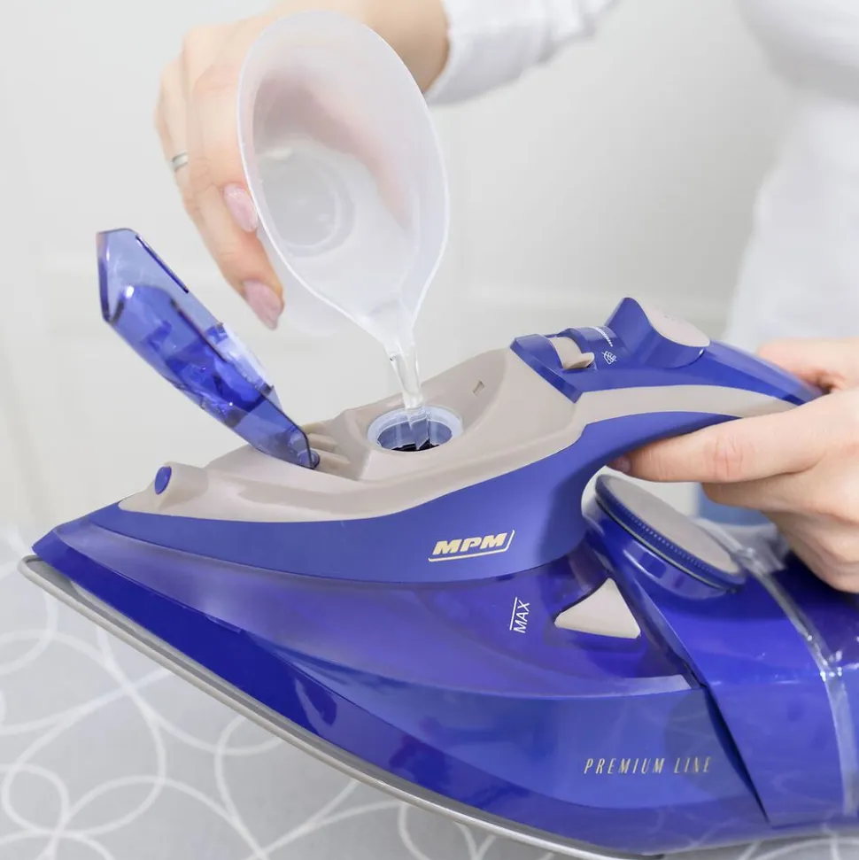 Żelazko parowe ze stopą ceramiczną MPM MZE-24/G, 40 g/min, 3000 W