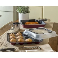 Forma na 6 muffinów Tognana Sweet Cherry, z rękawem do dekoracji, bordowa