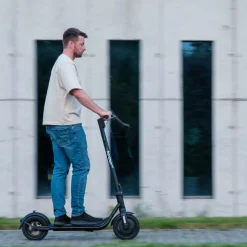 Hulajnoga elektryczna Neviq Horizon, 350 W, 10'', czarna