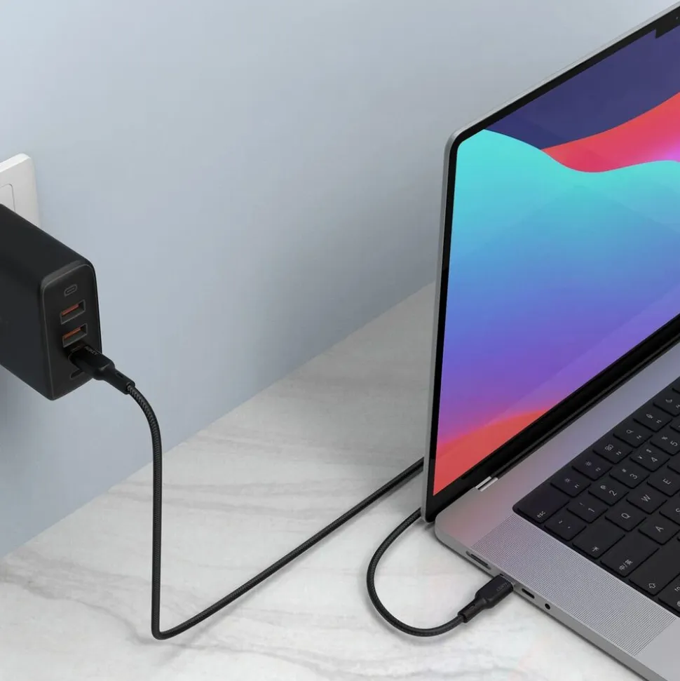 Kabel USB-C-USB-C Aukey CB-KCC102, 100 W, 1,8 m