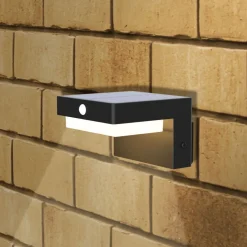 Kinkiet solarny LED Sanico Goldlux Mali, czujnik PIR, 4000K
