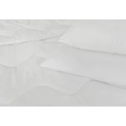 Kołdra 150 x 200 cm Sandby, biała mikrofibra