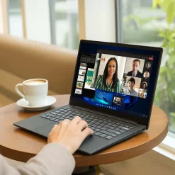 Laptop Lenovo V15 G4 AMN, 15,6”, 16 GB RAM, Windows 11, czarny
