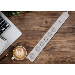 Listwa zasilająca z wyłącznikiem Hykker, 6 gniazd, USB-A, USB-C