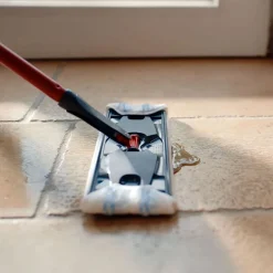 Mop płaski Vileda H2prO, ze zbiornikiem na wodę czystą i brudną