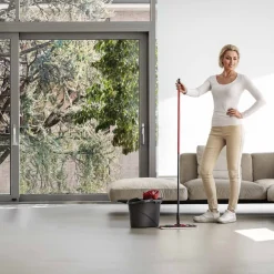 Mop Vileda Ultramax, z zestawem produktów do sprzątania
