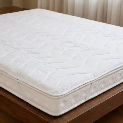 Nakładka na materac 160 x 200 cm Smukee Home Stresness, biała