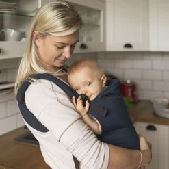 Nosidło ergonomiczne MoMi Collet z kapturem, 2 pozycje noszenia, granatowe
