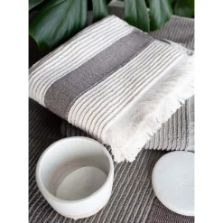 Ręcznik bawełniany frotte Faro Fala, 500 gsm, 50 x 90 cm, z frędzlami, ecru