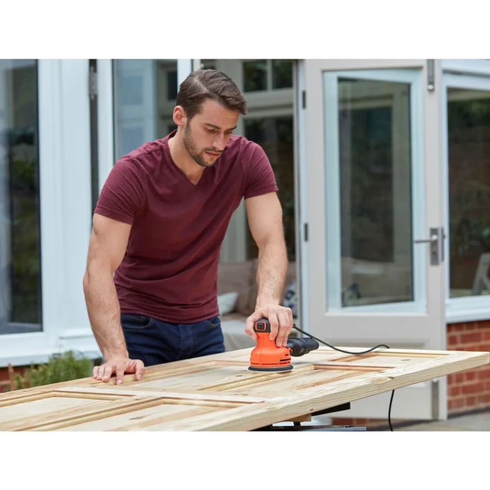 Szlifierka mimośrodowa Black+Decker, 125 mm, 230 W
