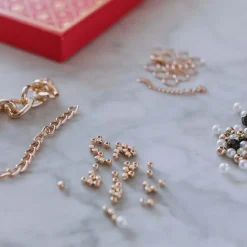 Zestaw do bransoletek Make It Real Juicy Couture Chains & Charms, na 5 bransoletek