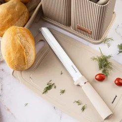 Zestaw przyborów kuchennych Klausberg, 12 elementów, z nożami i deską, beżowe